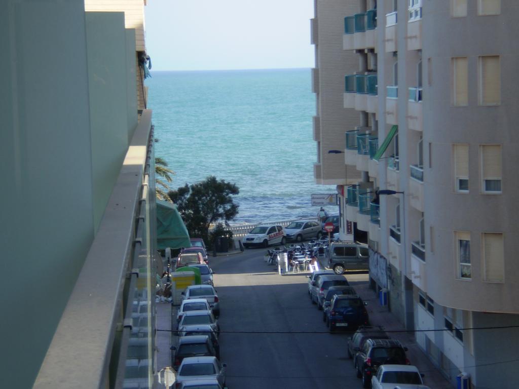 Primera Linea De Mar Торевьиа Экстерьер фото